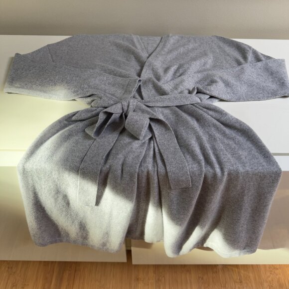 JENNIE LIU 100% Pure Cashmere Belted Lux Wrap Cardigan Robe - Light Grey - Picture 12 of 13